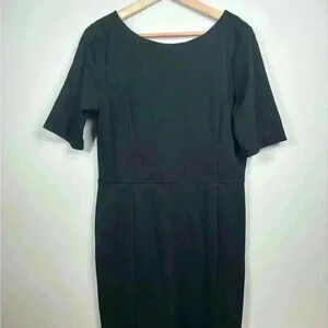 NWOT Ann Taylor Sz 10 Black Short Sleeve Crew Neck Back Zip Sheath LBD Cocktail